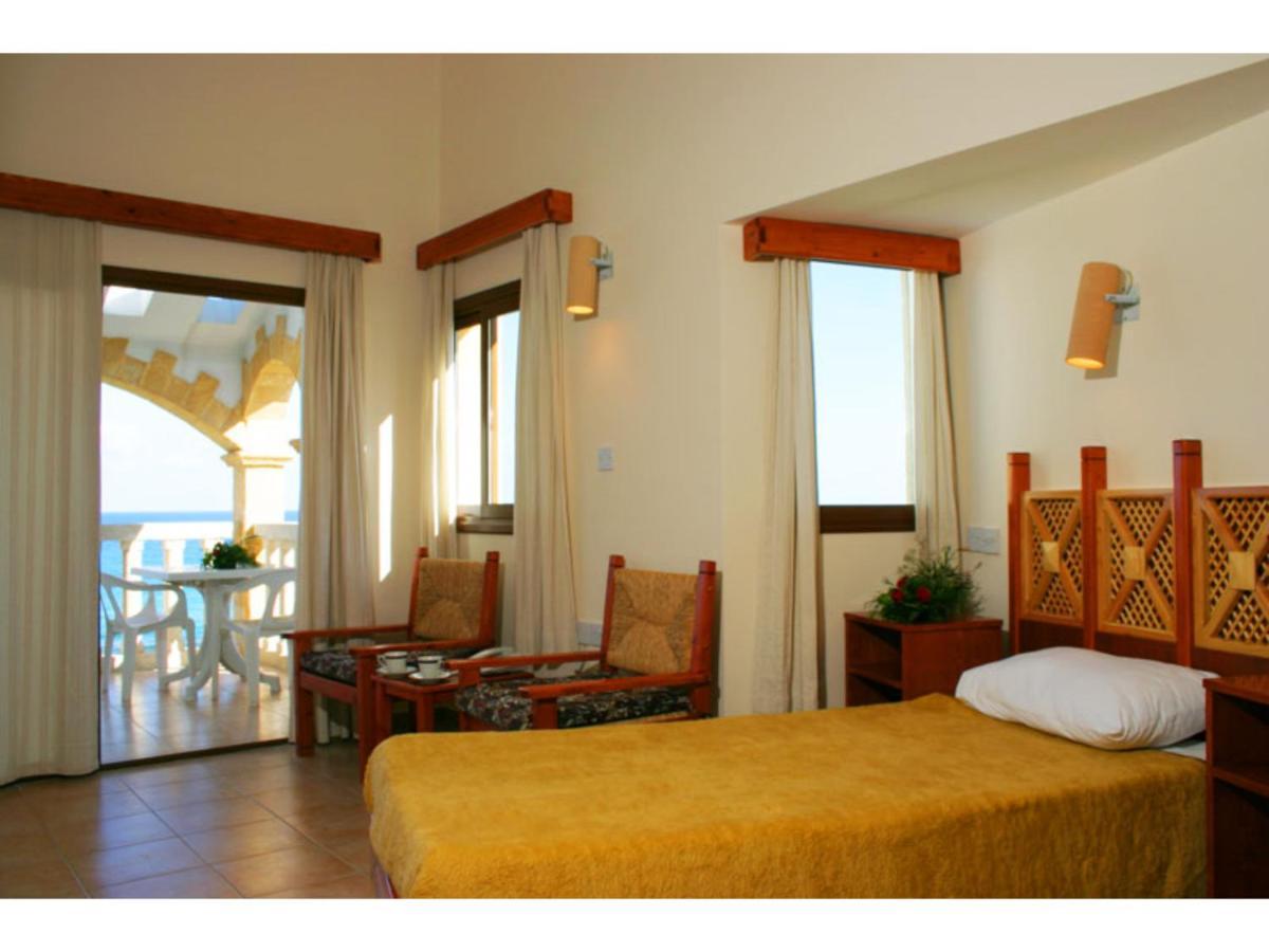 Topset Hotel Agios Georgios  Esterno foto