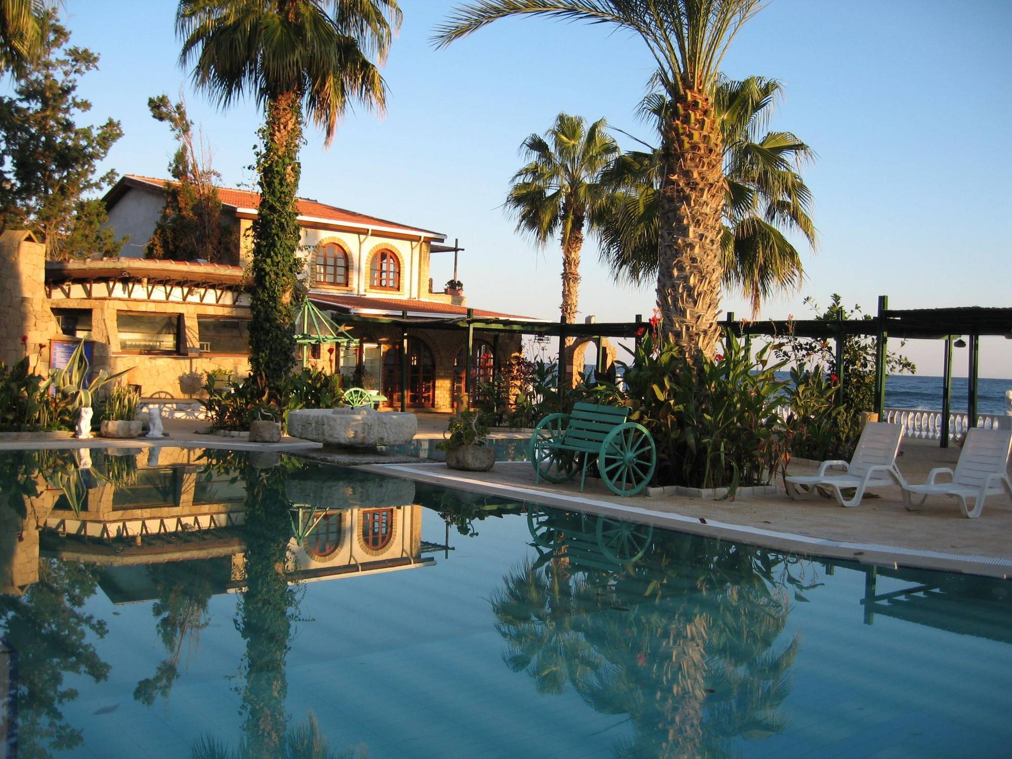 Topset Hotel Agios Georgios  Esterno foto